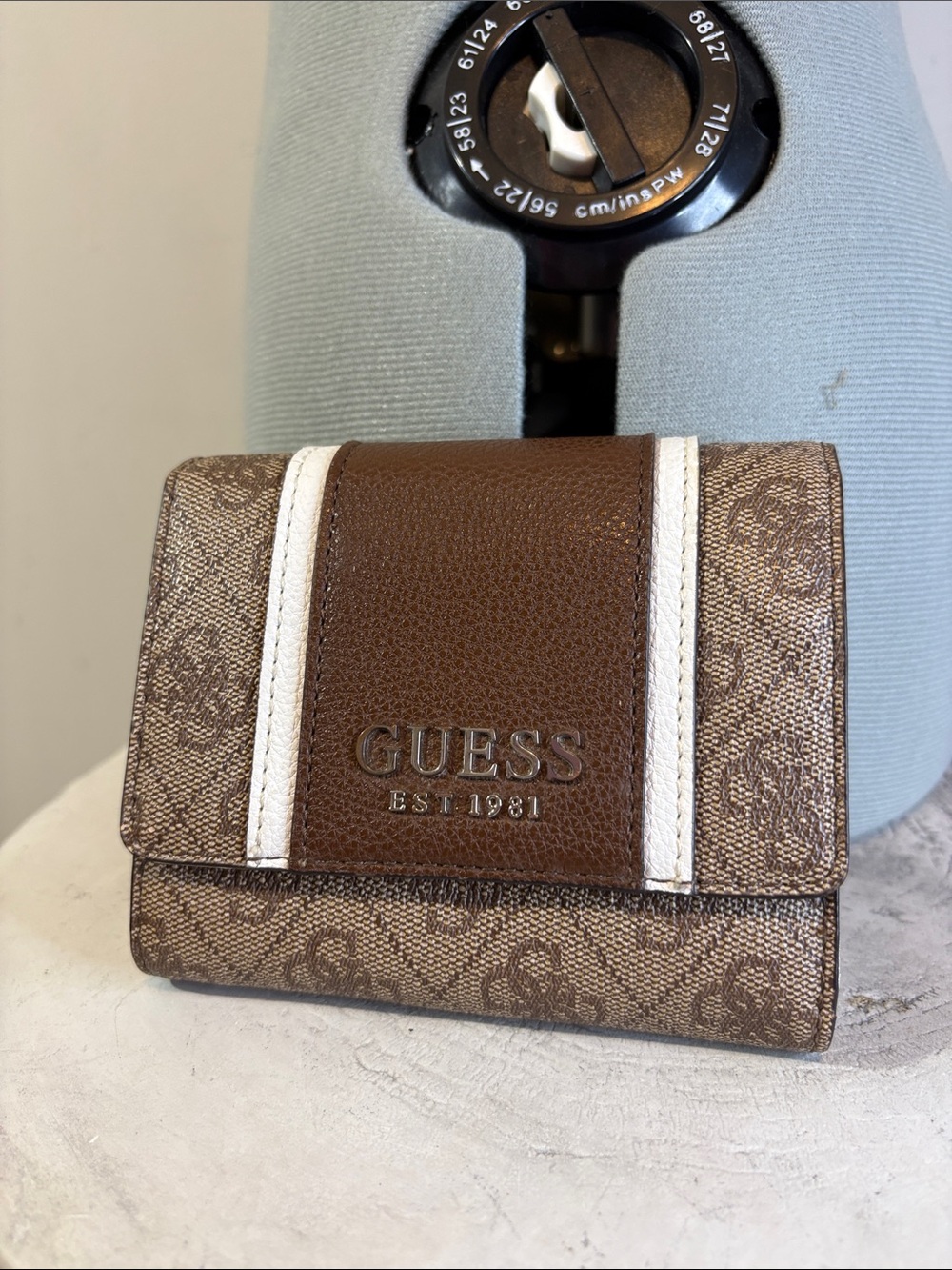 GUESS Cathleen Small Trifold Wallet Classic Cocoa Brown Monogram Metallic Lining